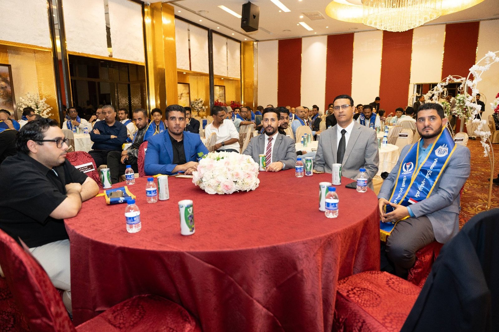 الهيئة الإدارية للجالية اليمنية في ماليزيا تُكرّم 200 معلم ومعلمة ومديري المدارس ومراكز التحفيظ في حفل كرنفالي بمناسبة يوم المعلم 1 الهيئة الإدارية للجالية اليمنية في ماليزيا تُكرّم 200 معلم ومعلمة ومديري المدارس ومراكز التحفيظ في حفل كرنفالي بمناسبة يوم المعلم