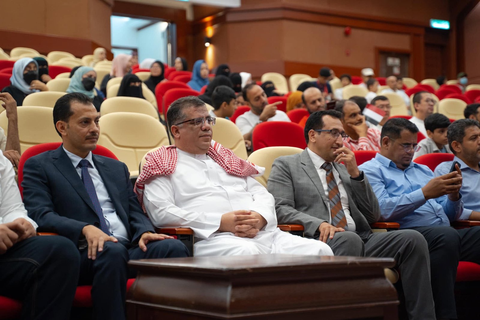 بحضور سفير الجمهورية اليمنية، الهيئة الإدارية للجالية اليمنية تقيم حفل تكريم للاطفال المشاركين في المسابقة الرمضانية" رمضان في قلبي" 2 بحضور سفير الجمهورية اليمنية، الهيئة الإدارية للجالية اليمنية تقيم حفل تكريم للاطفال المشاركين في المسابقة الرمضانية” رمضان في قلبي”